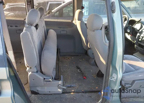 1995 Nissan Quest Xe/Gxe z USA, uszkodzony, nr VIN 4N2DN11WXSD803936